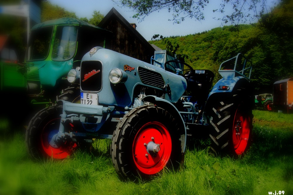 Traktor Eicher