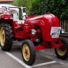 Traktorausstellung beim Weinfest....