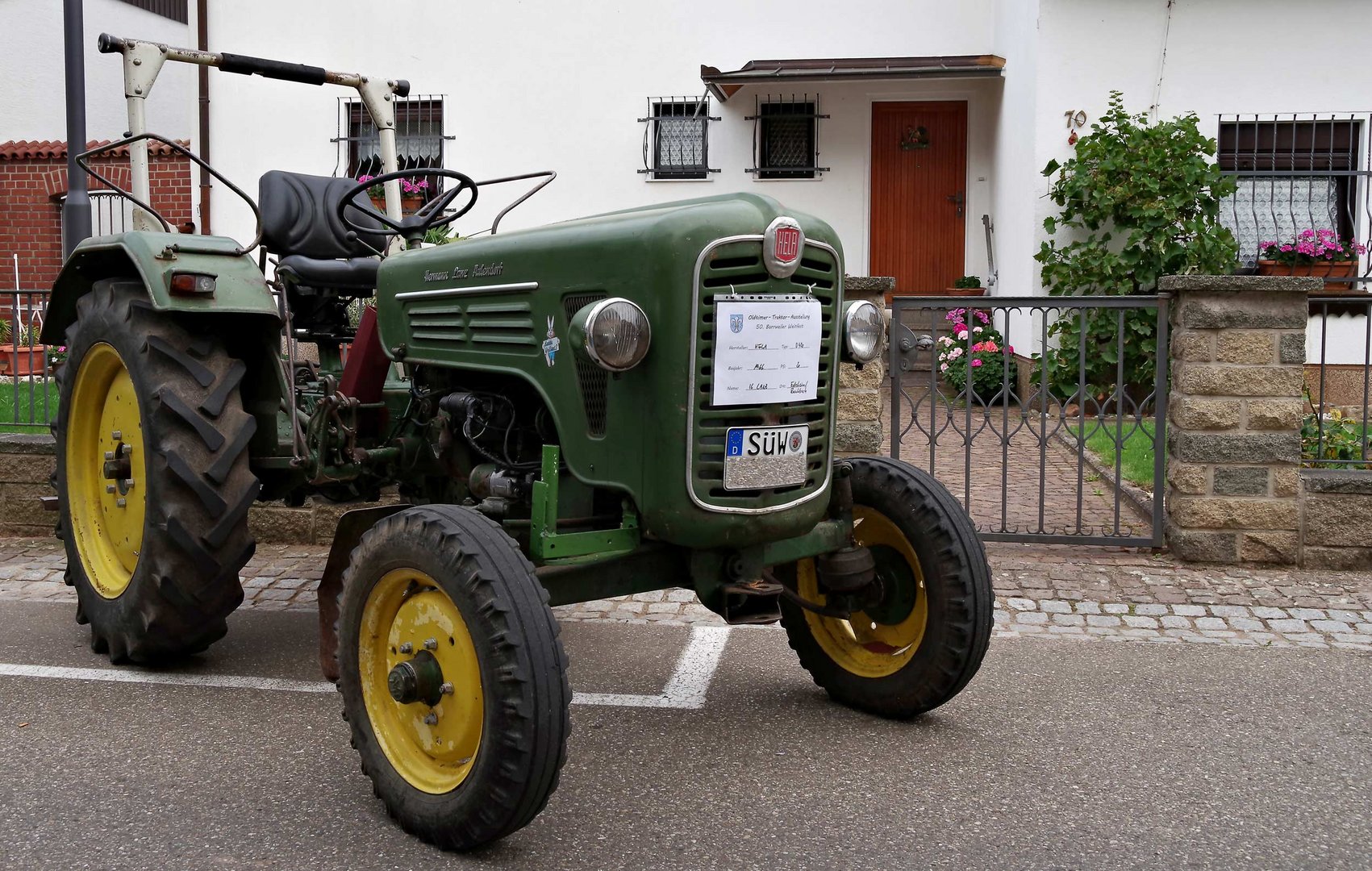 Traktorausstellung beim Weinfest...