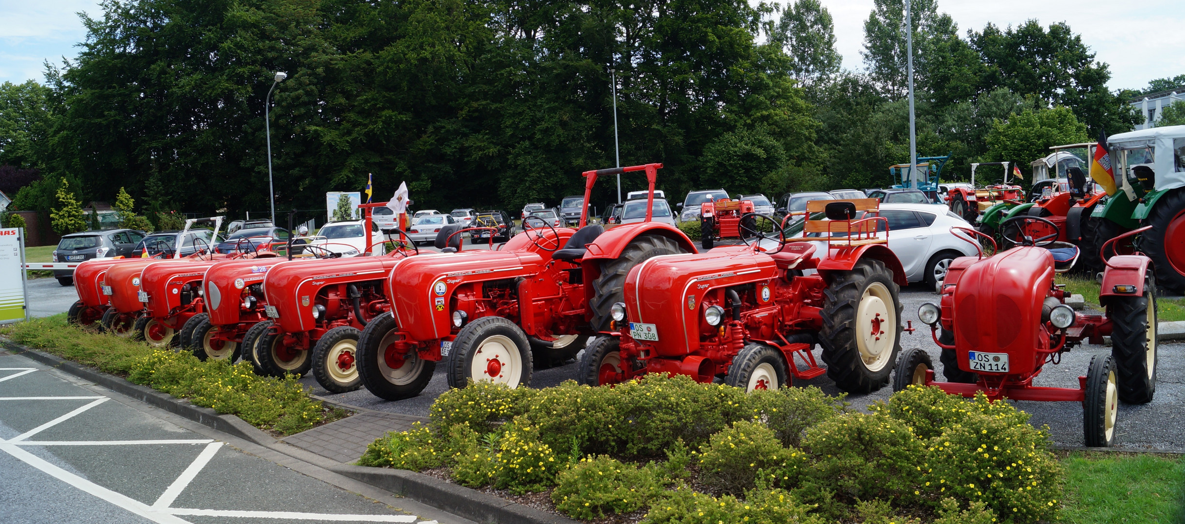 Traktoren Oldtimerclub besucht Fa. CLAAS Foto 19