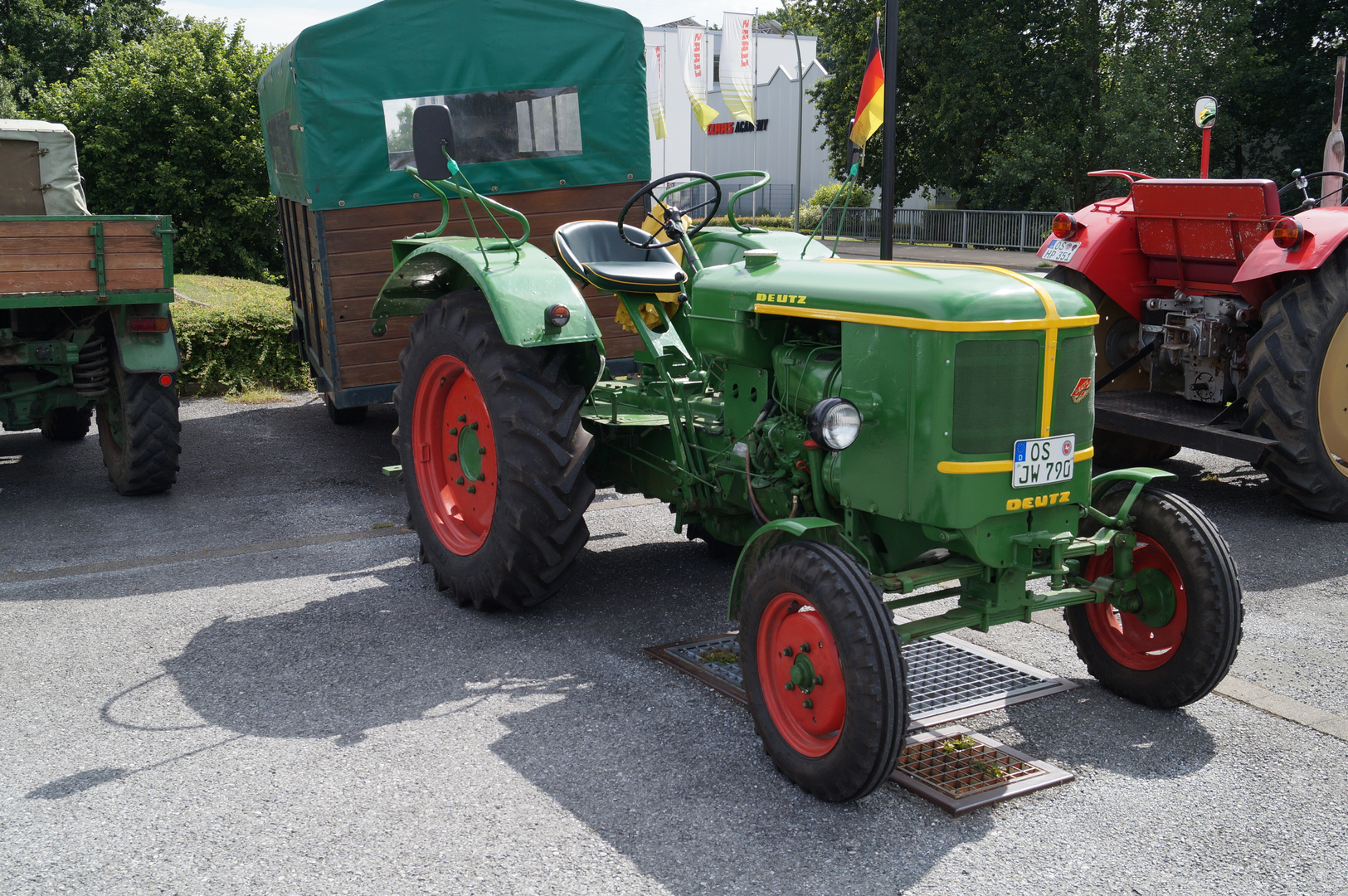 Traktoren Oldtimerclub besucht Fa. CLAAS Foto 9