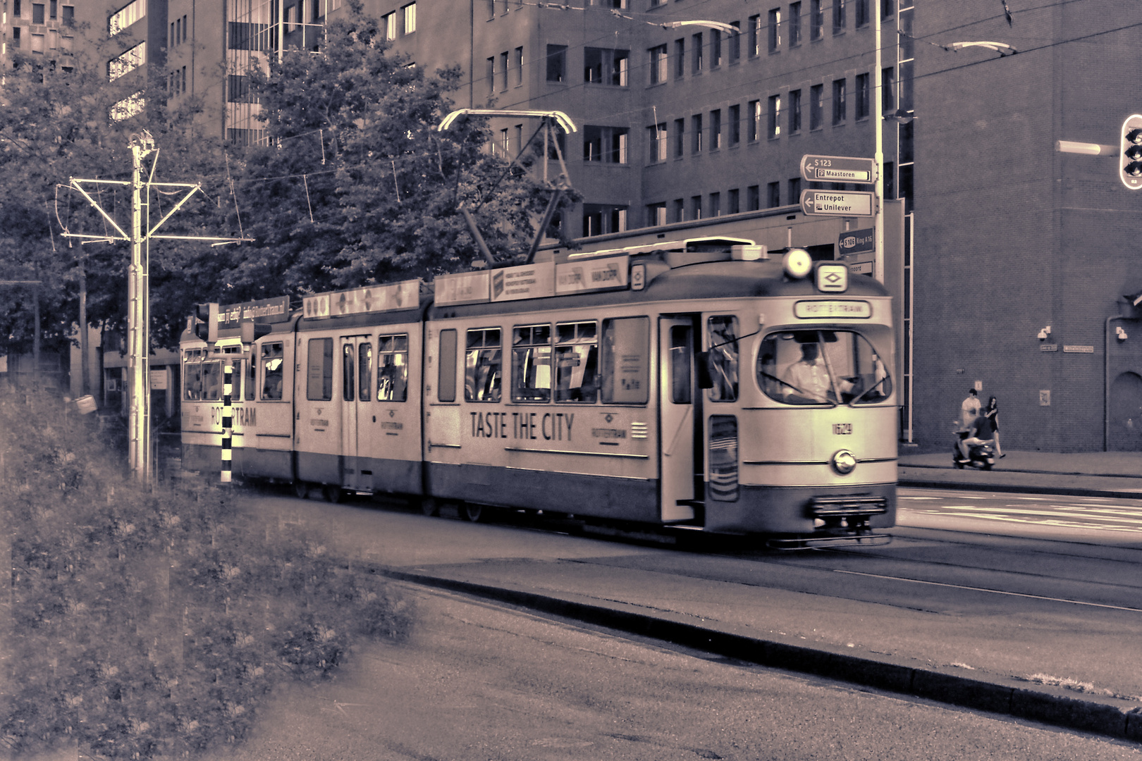 Tram