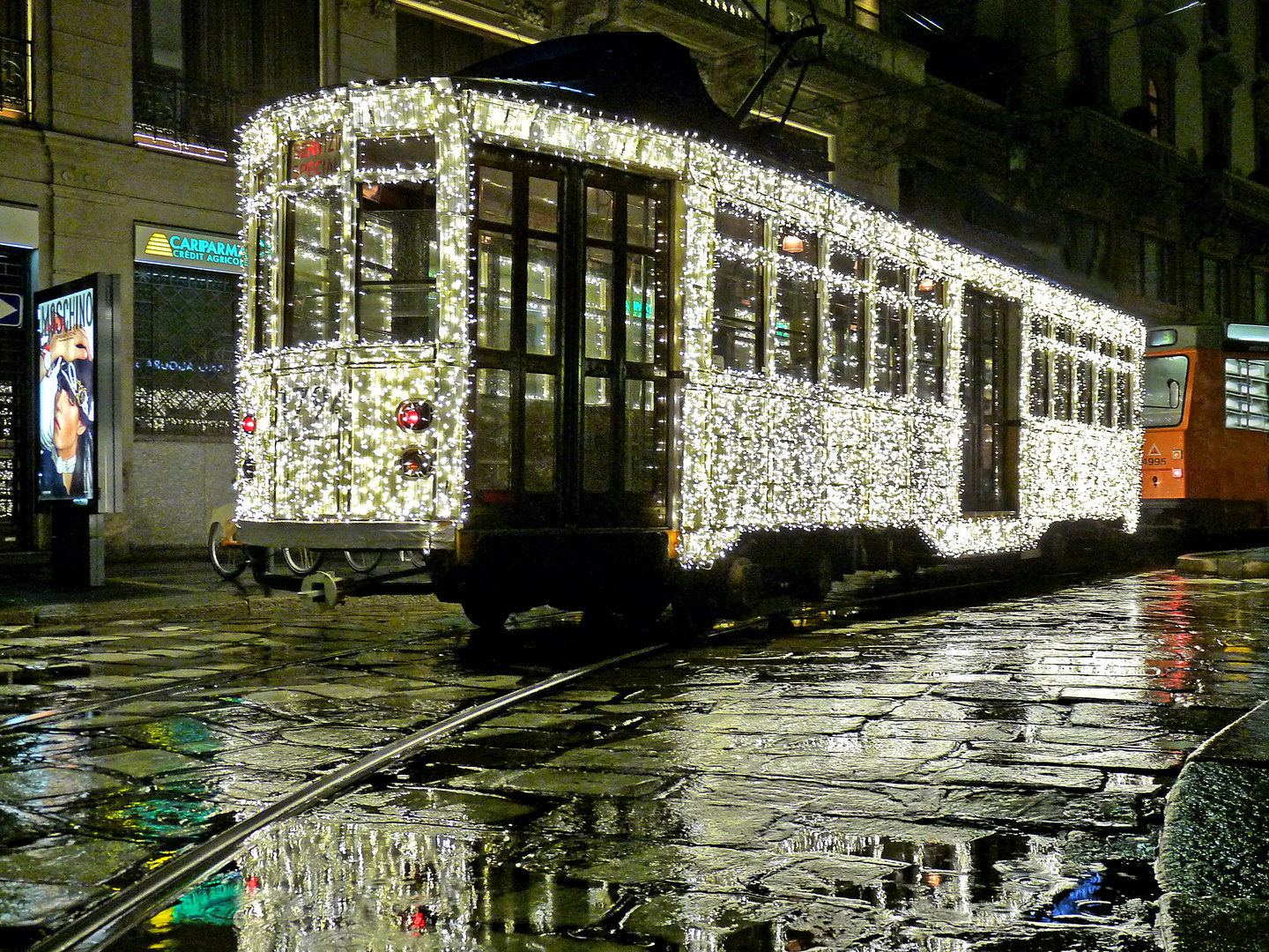 Tram addobbato