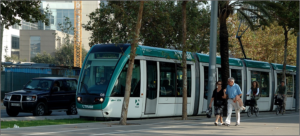 ... tram ... Barcelona ...