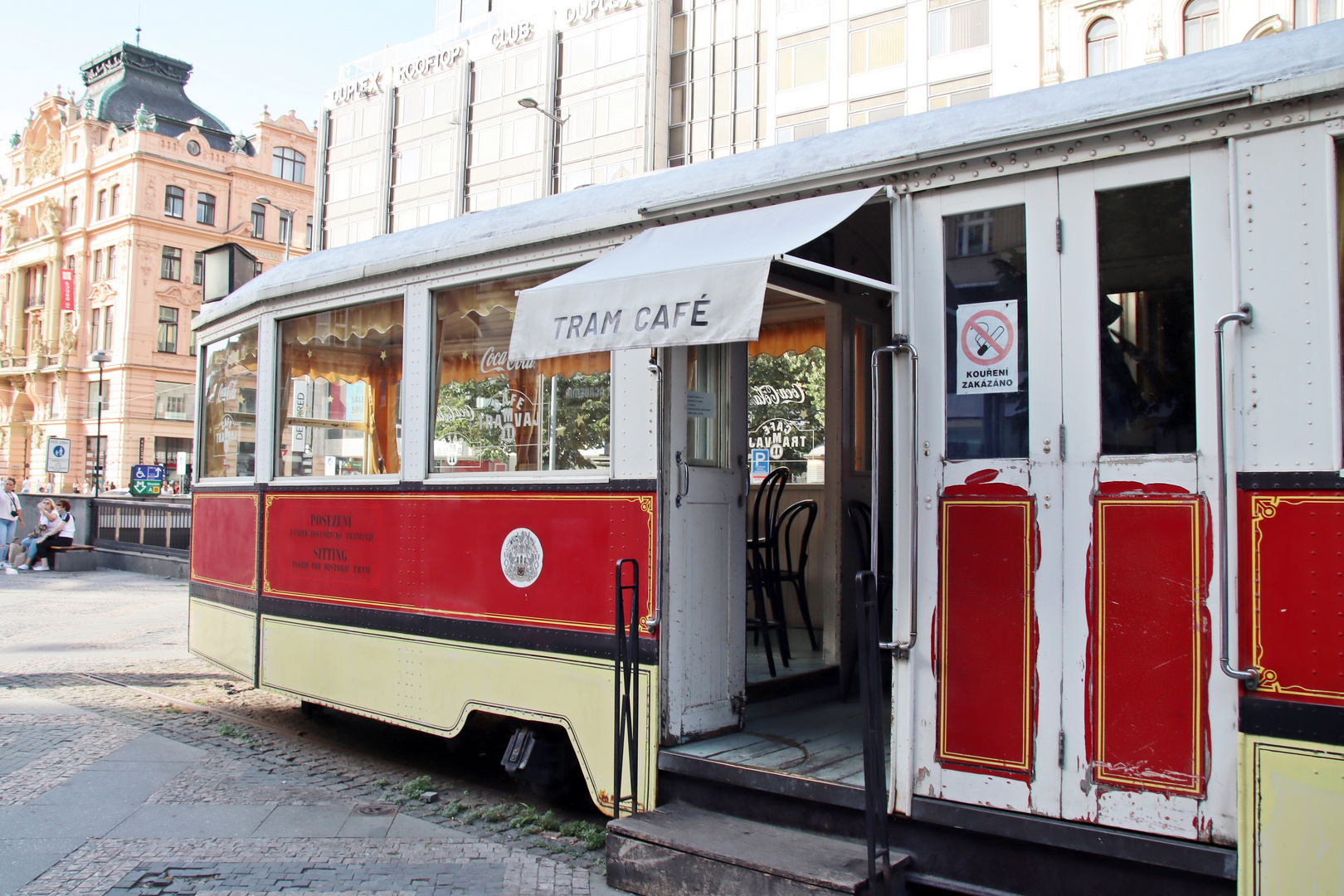 Tram - Cafe