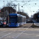 Tram im Stadtbild (3 von 3)