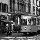 tram in bianco e nero