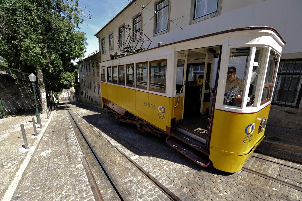 Tram in Lissabon