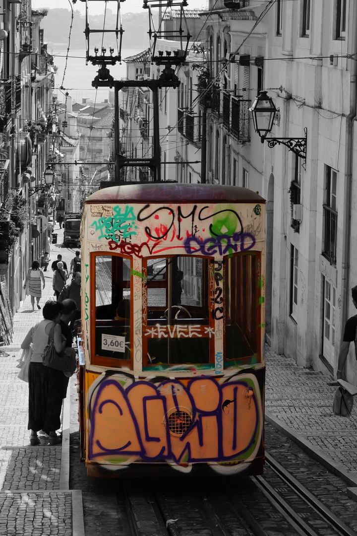 Tram in Lissabon