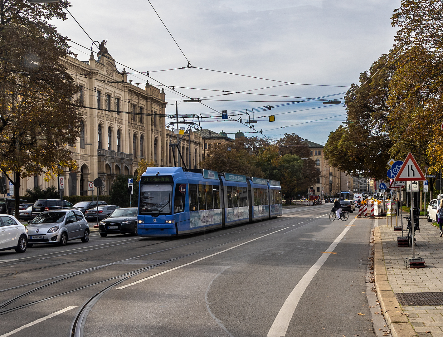 Tram kreuzt