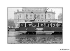 Tram oder eher Zug??