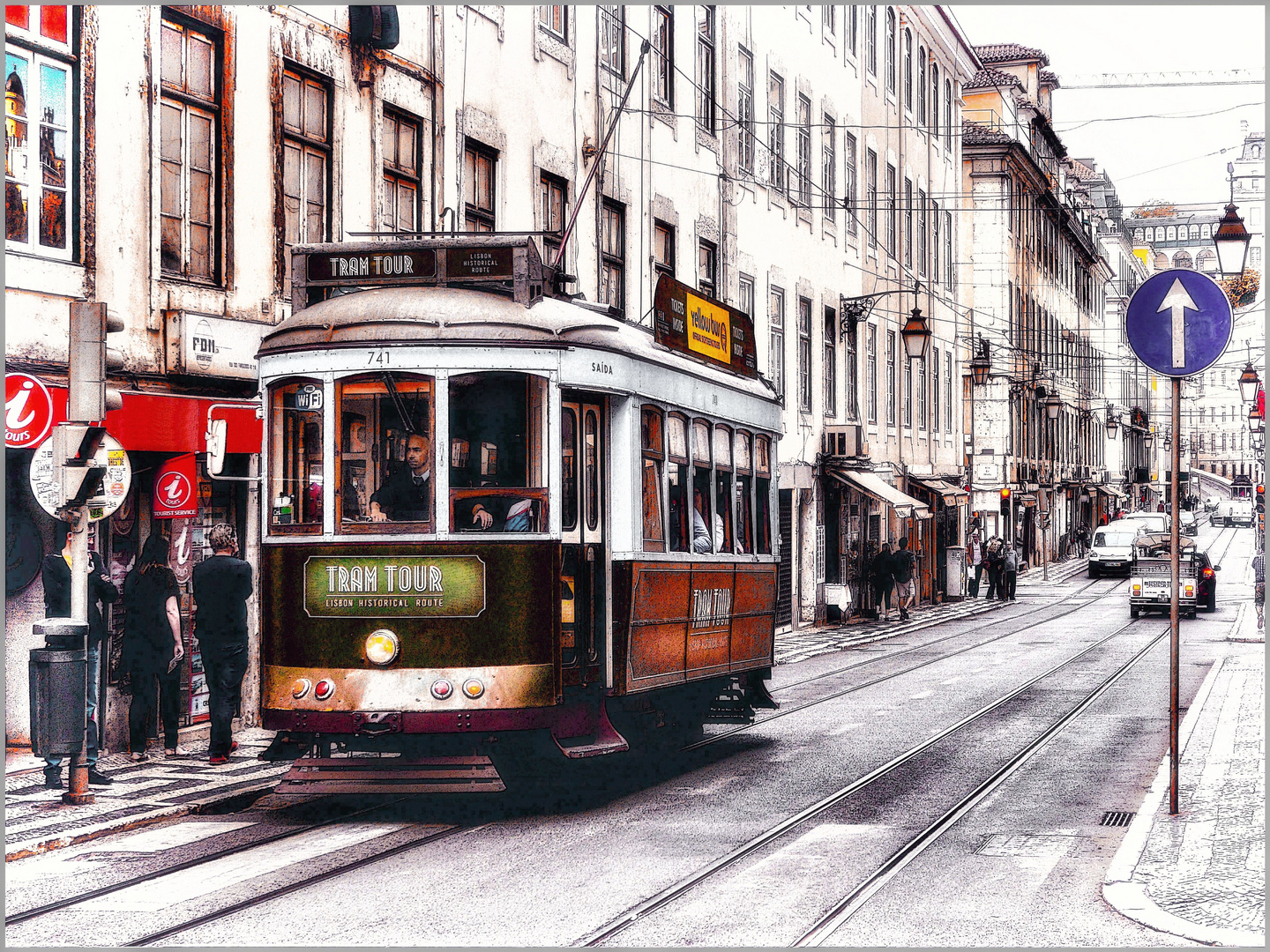 TRAM PHOTO.