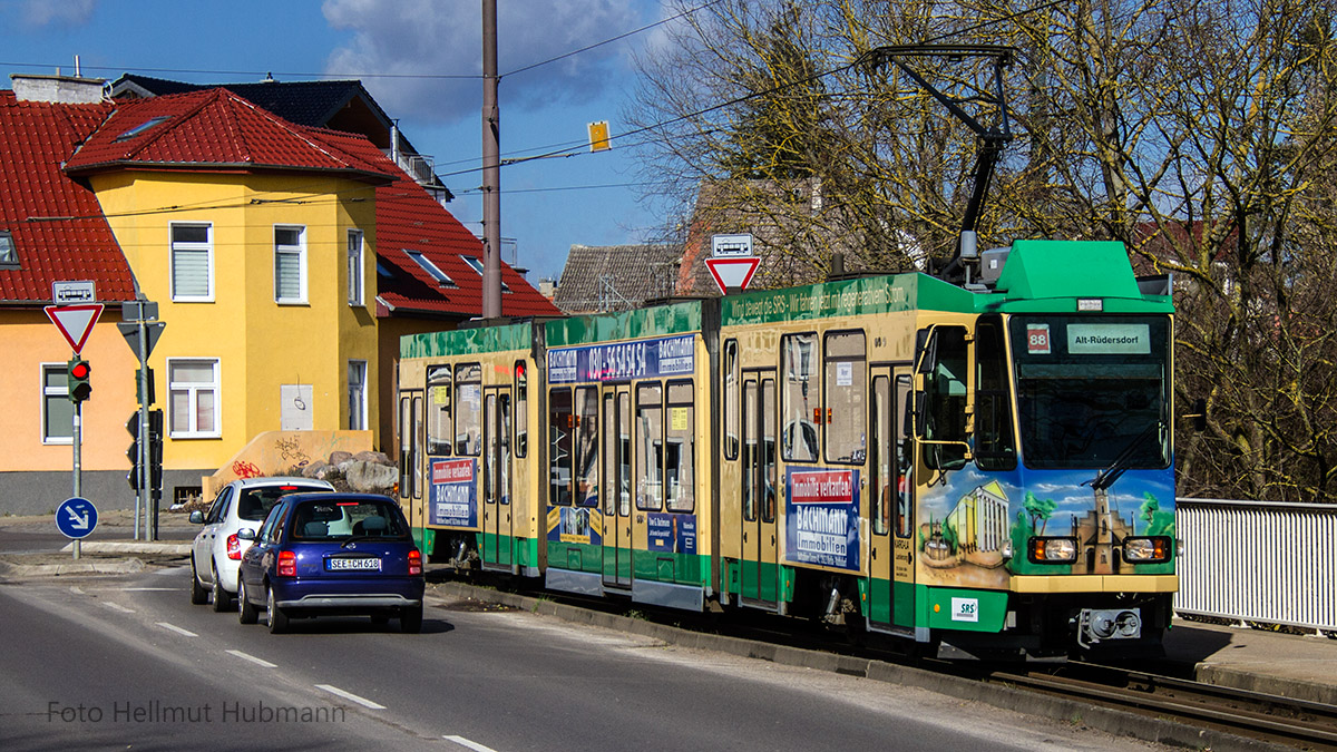 TRAMLINIE 88 IN RÜDERSDORF