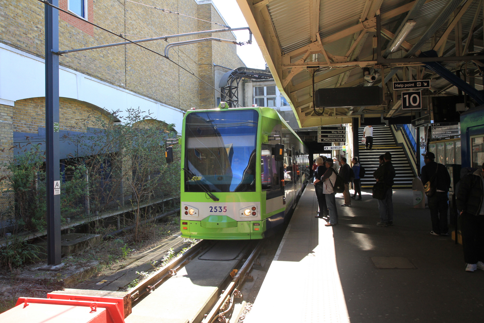 TramLink: Ankunft in Wimbledon