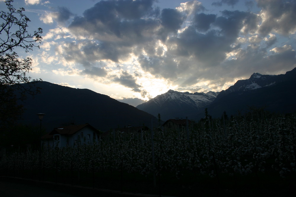 tramonti a Merano, verso la Val Venosta