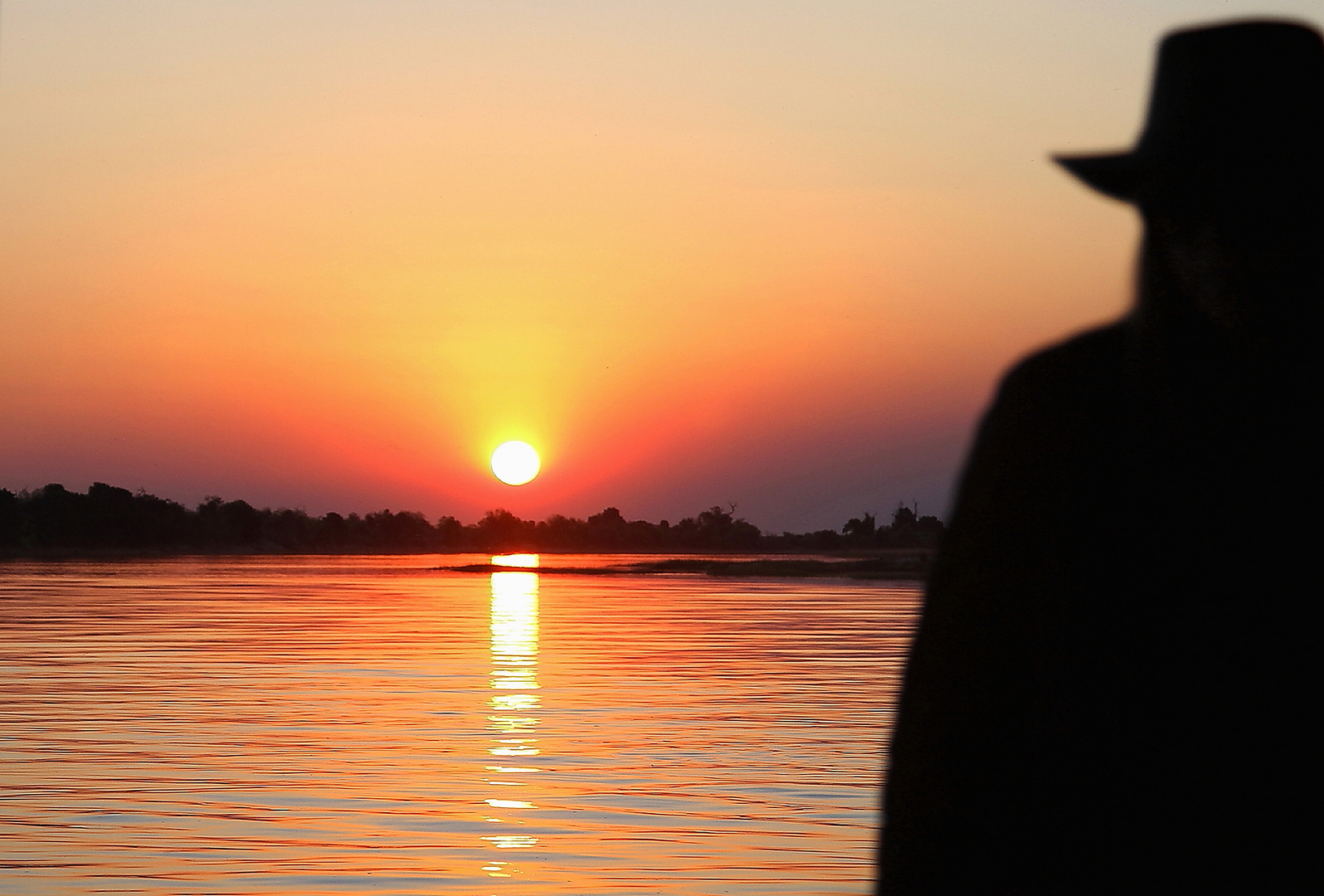 TRAMONTO A CHOBE