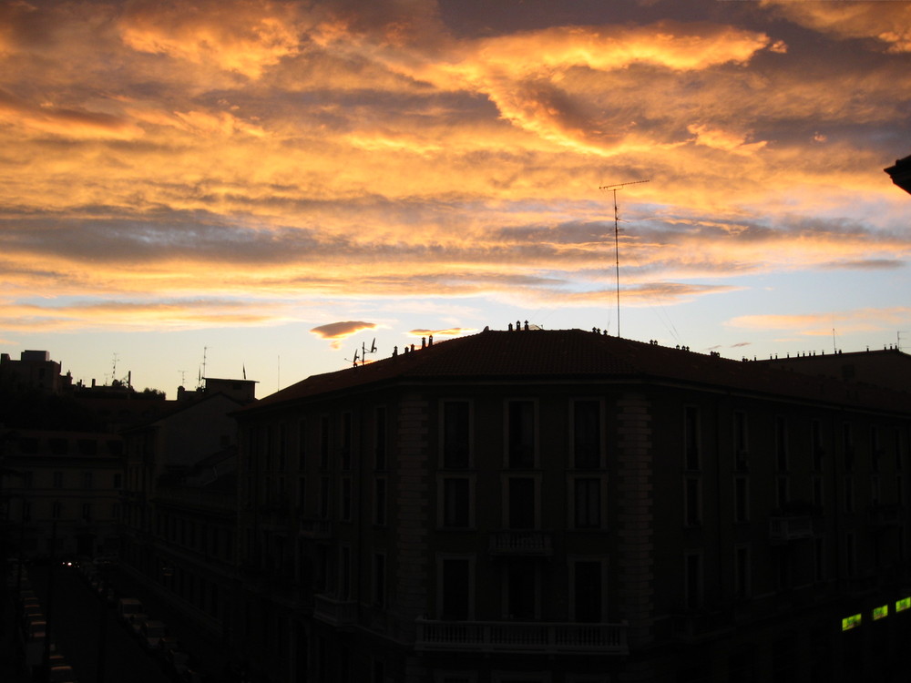 tramonto a Milano