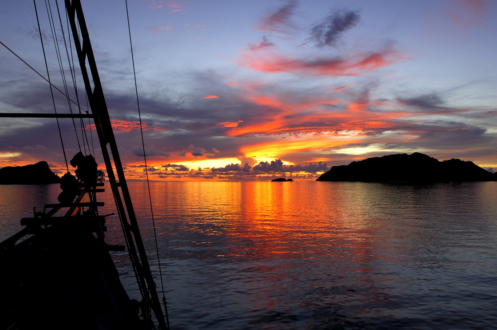 Tramonto a Misool, Raja Ampat (Nuova Guinea Indonesiana)