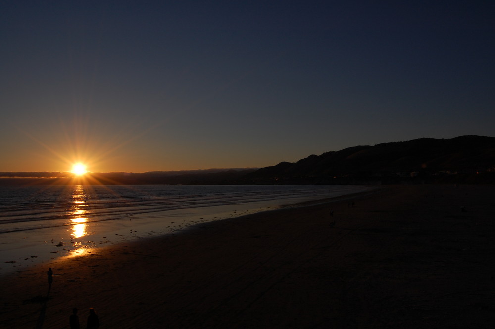 tramonto a pismo beach california