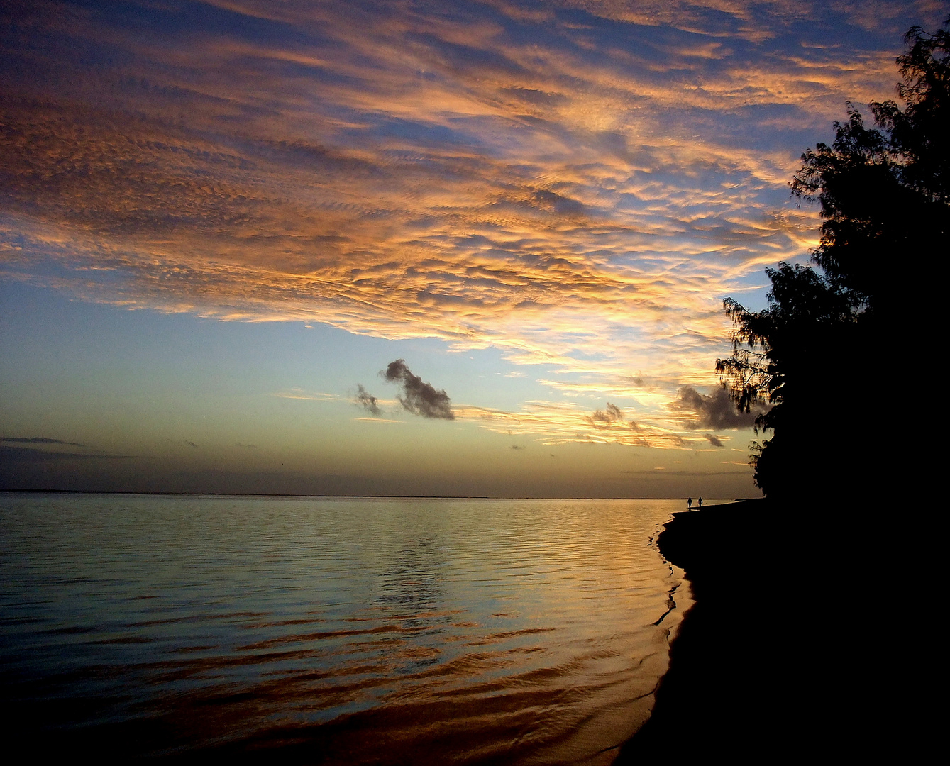 TRAMONTO A RAROTONGA