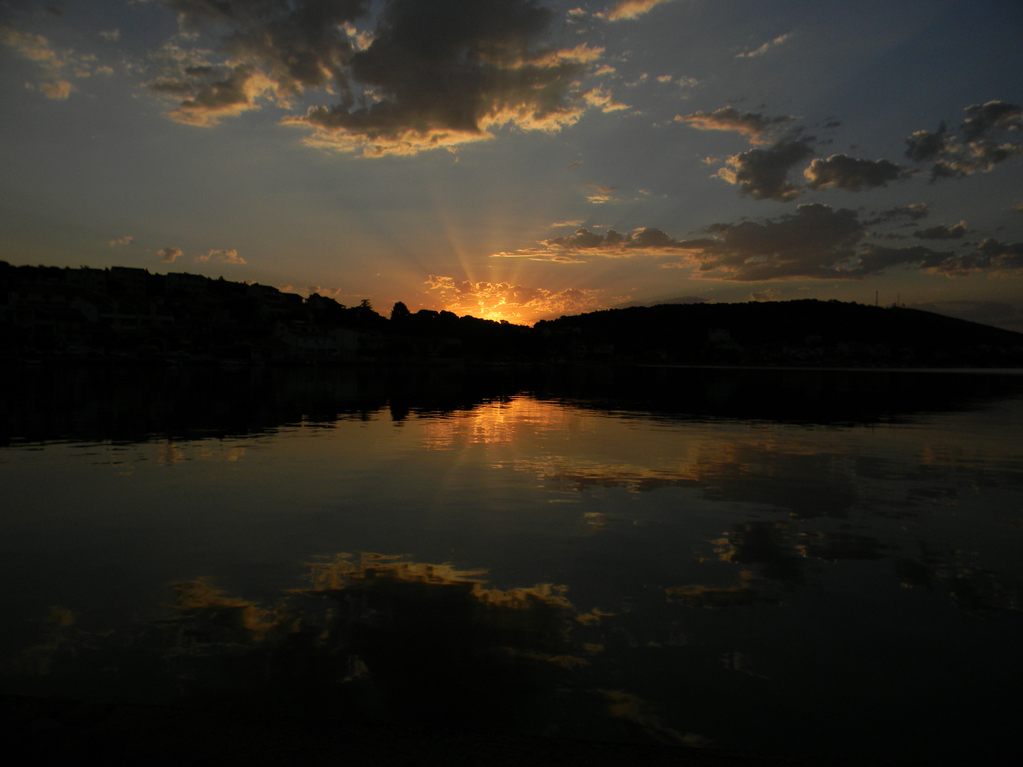 tramonto a tisno (croazia)