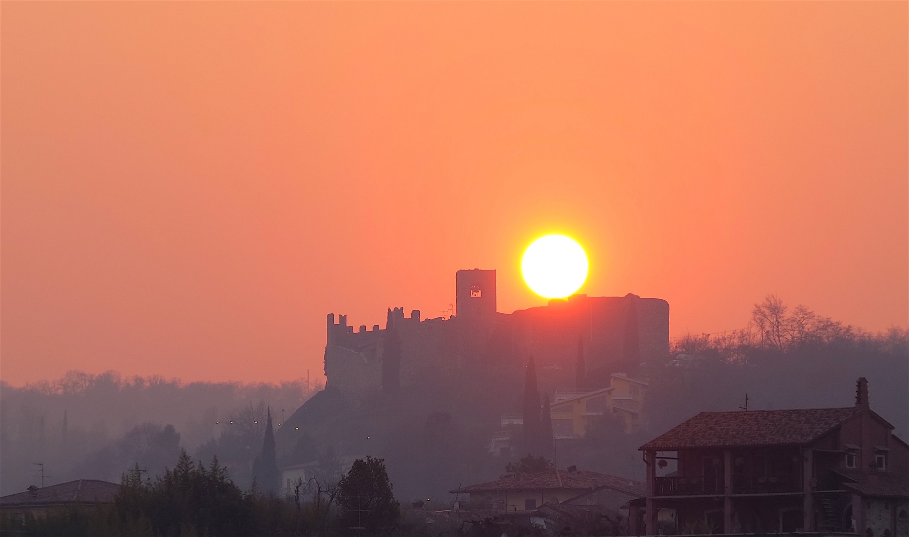 tramonto al castello