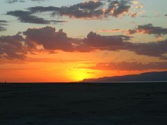 Tramonto al lago Eyasi