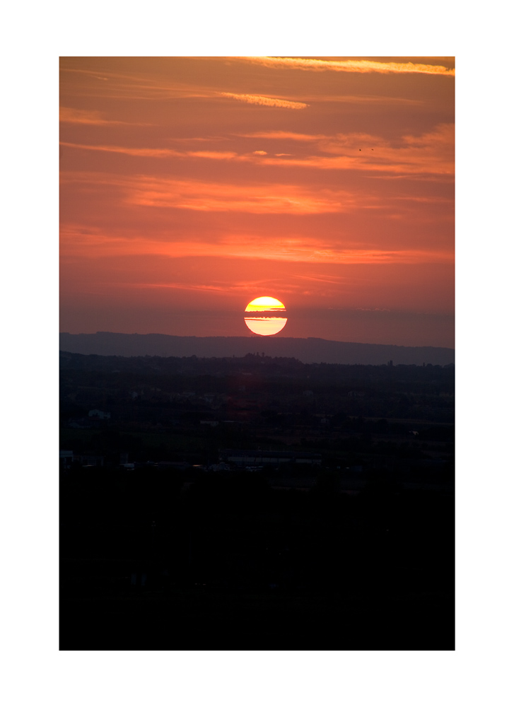 tramonto al lago trasimeno