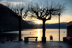 Tramonto da piazza lago, Caldè