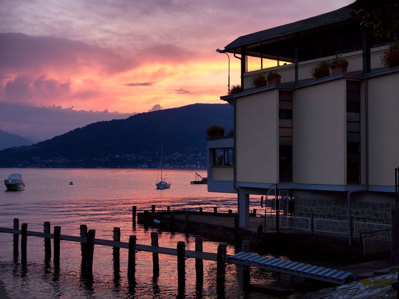 Tramonto dal cantiere nautico