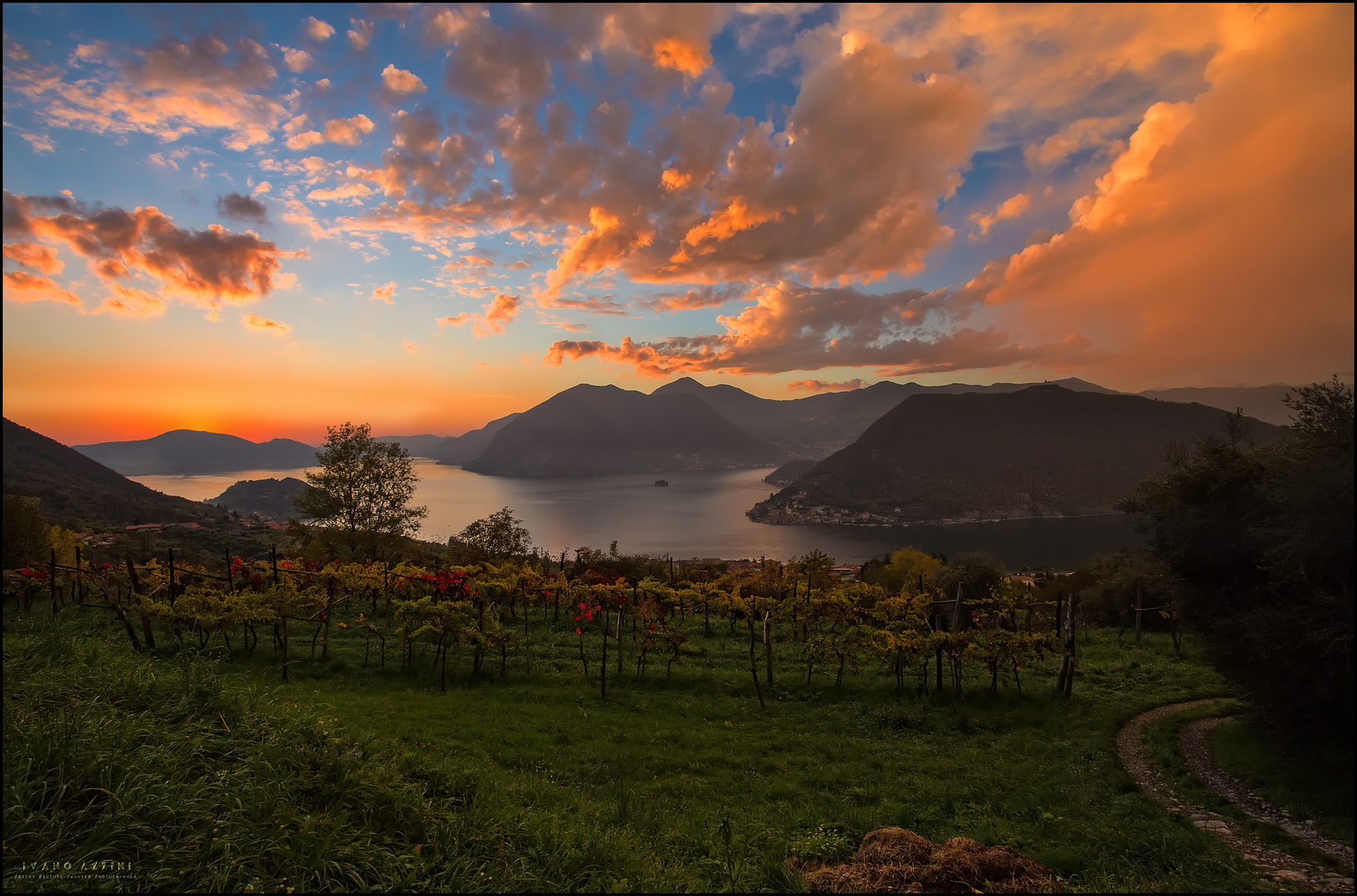 Tramonto d'Autunno sul lago