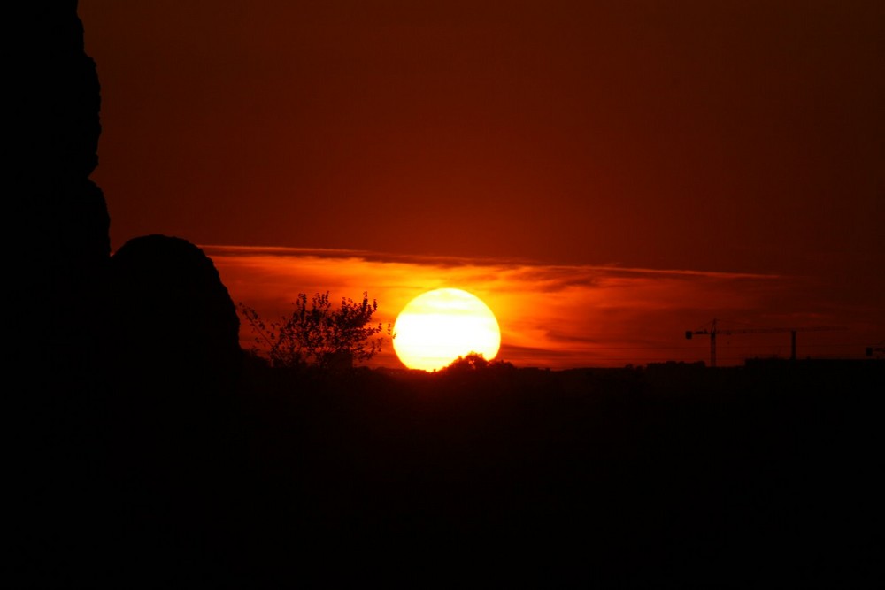 TRAMONTO DI FUOCO