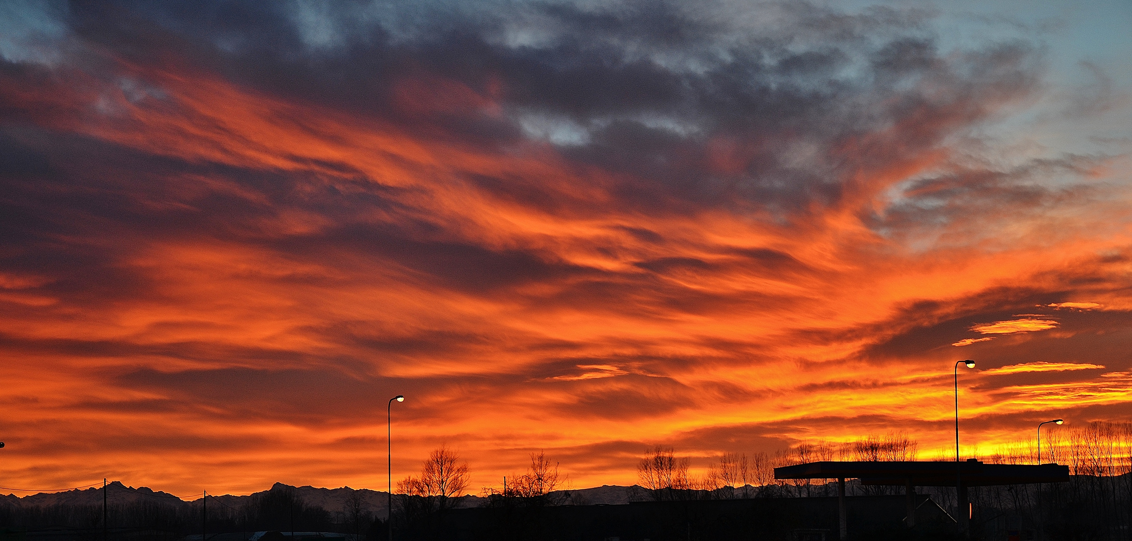 Tramonto in autostrada