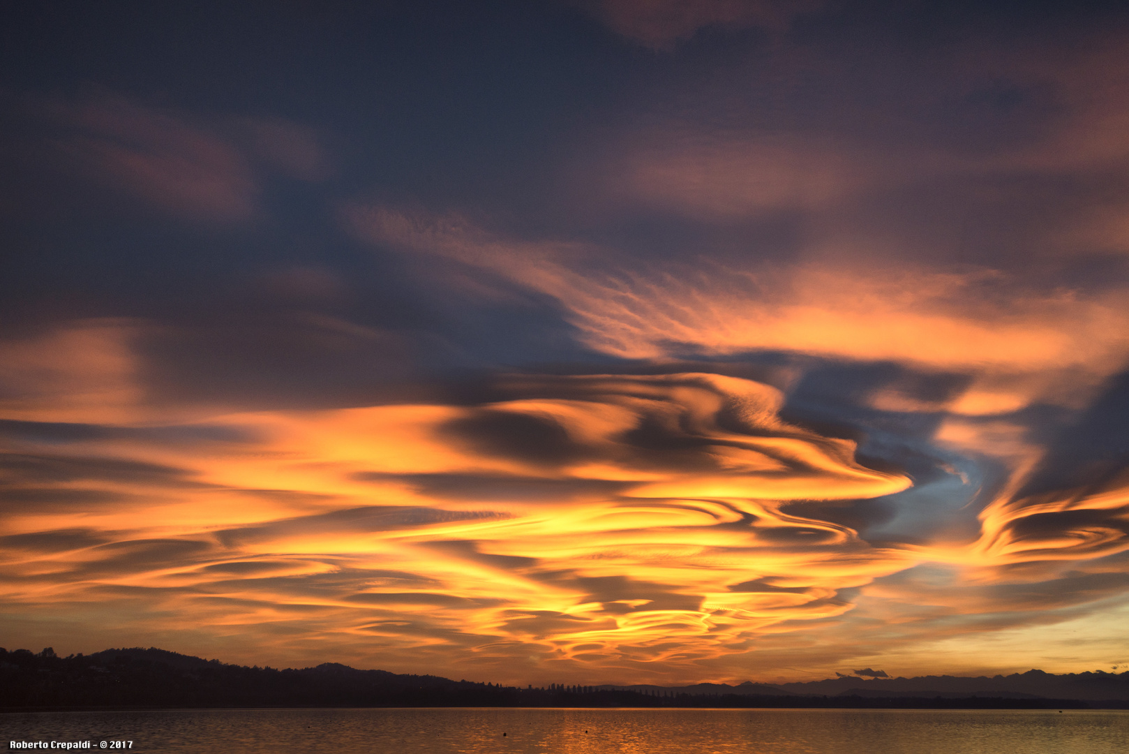 Tramonto, lago di Varese