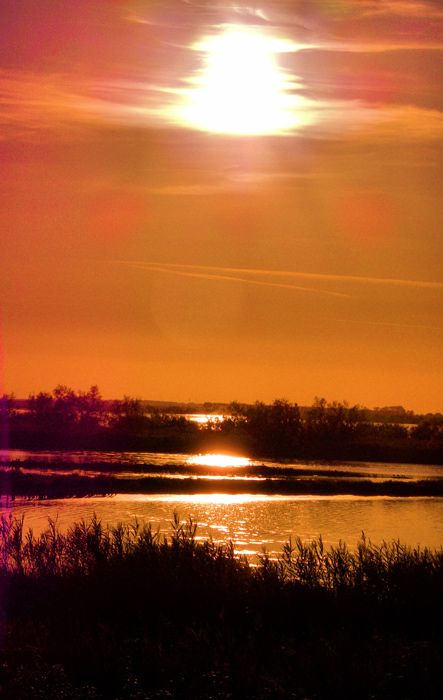 Tramonto nel delta del Po.