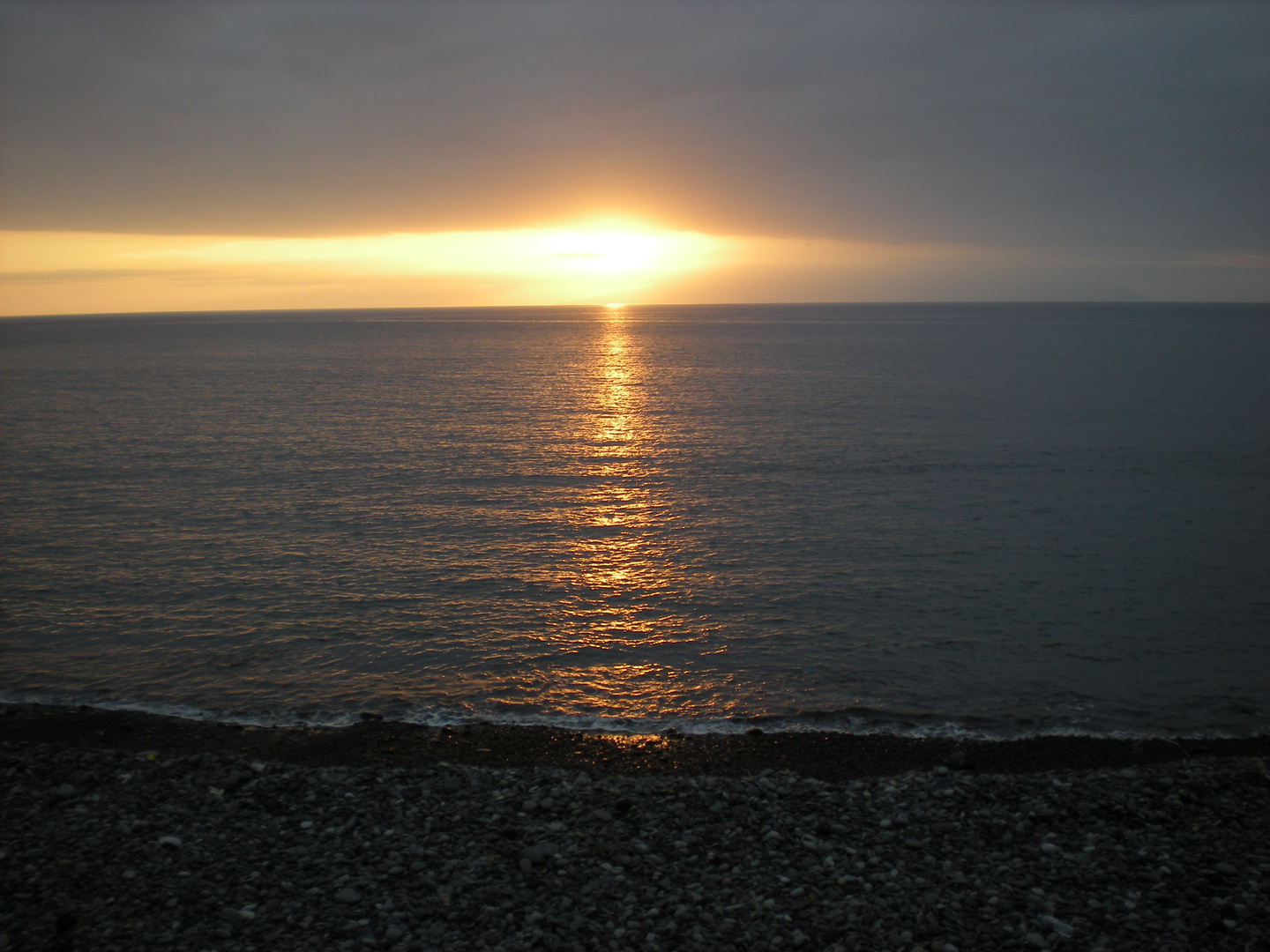 tramonto nell'oceano