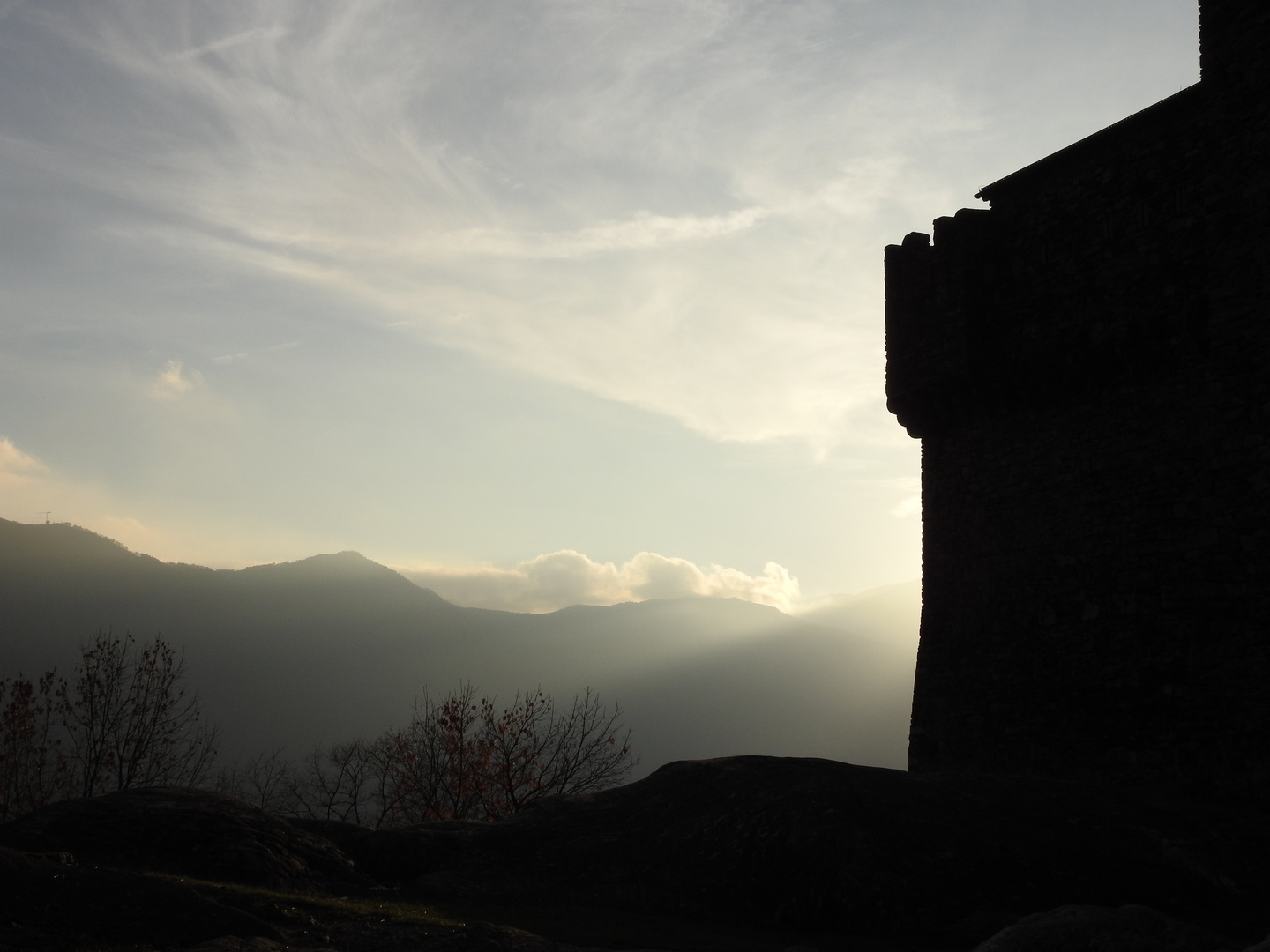 Tramonto novembrino al Castello di Unterwalden