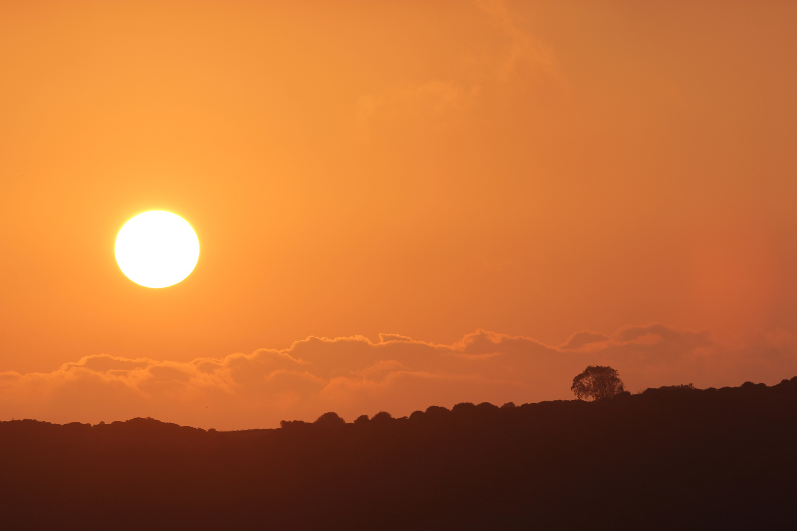 Tramonto sopra monte sirai