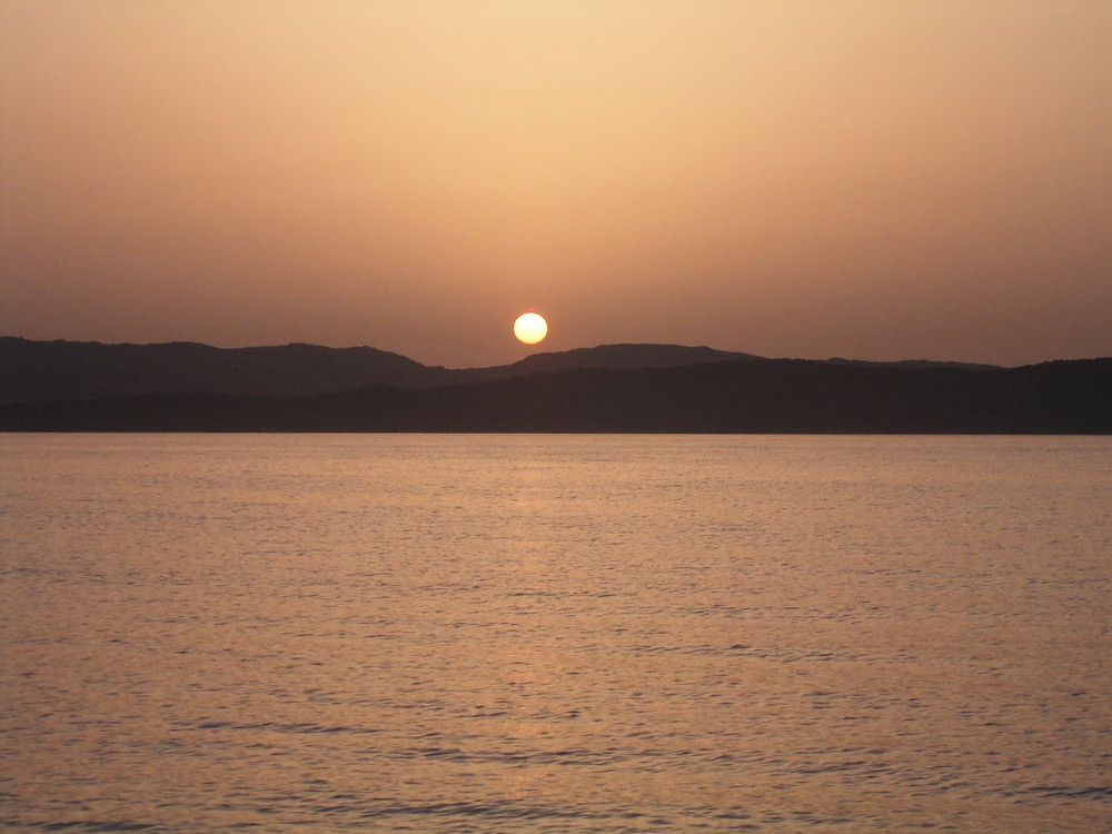 TRAMONTO SPIAGGIA DELLA LUNA