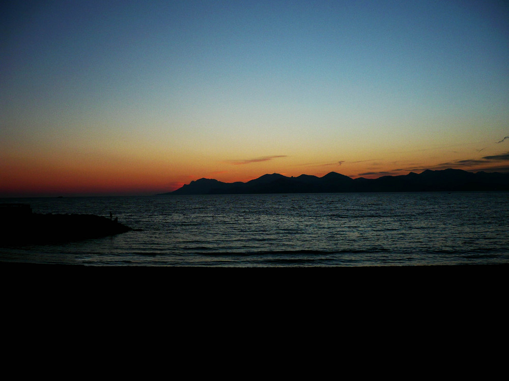 Tramonto su Cannes