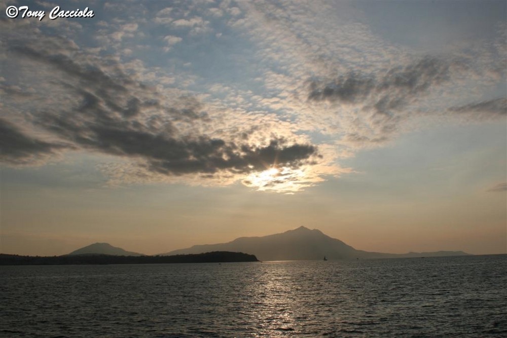 TRAMONTO SU ISCHIA