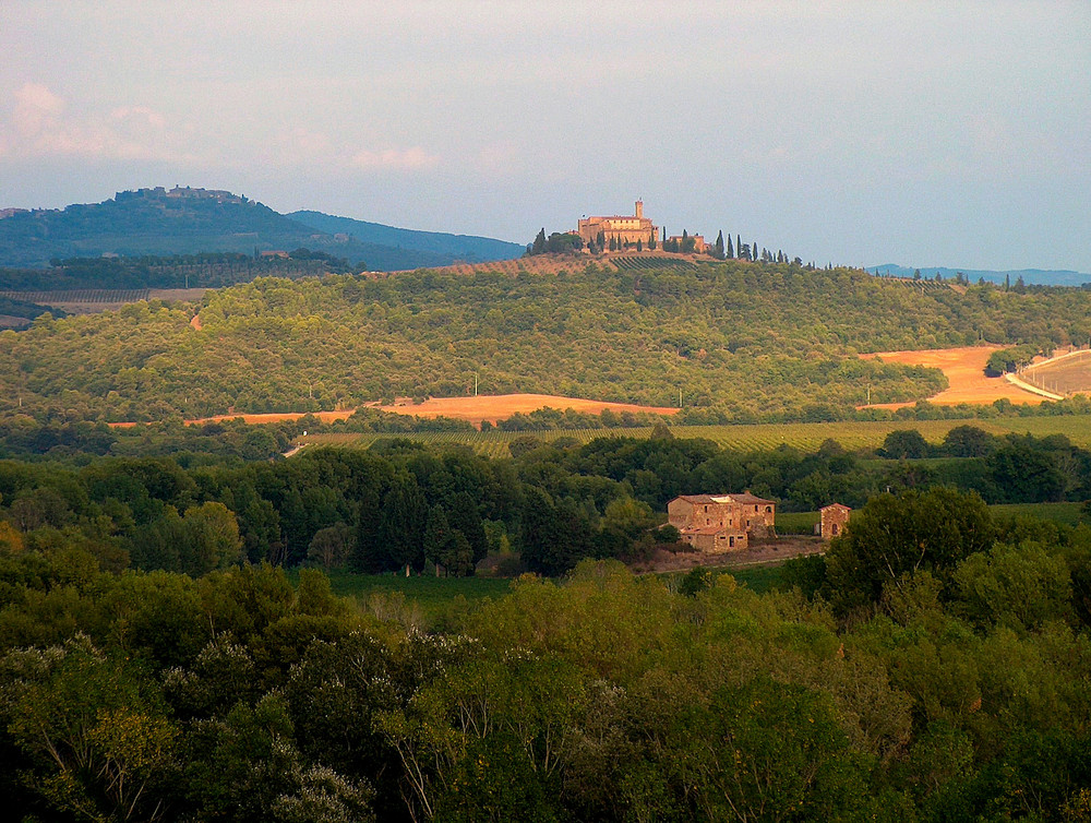 Tramonto su Monte Antico.