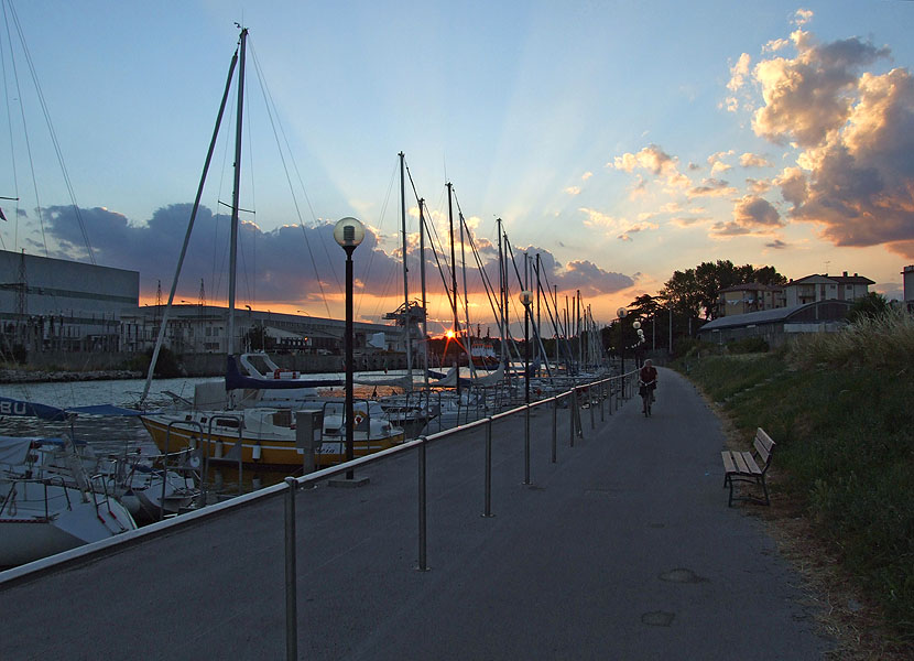 Tramonto sul canale