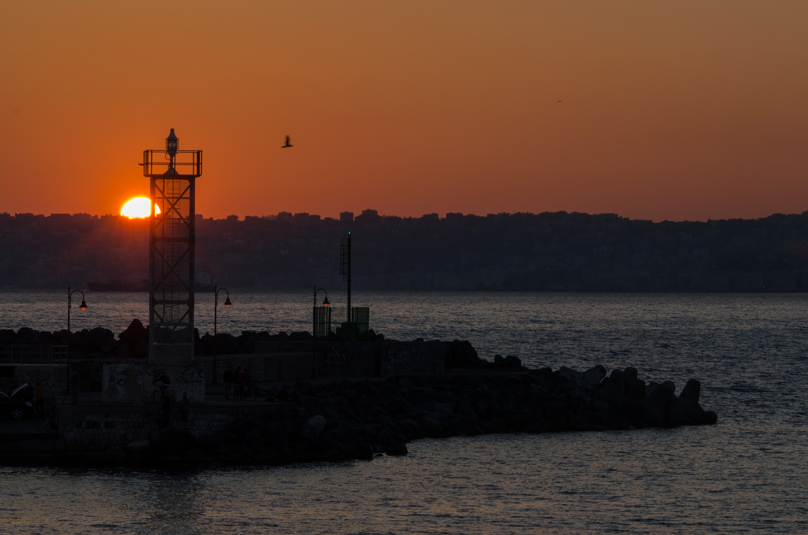 Tramonto sul faro