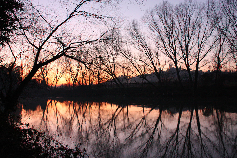 tramonto sul fiume chiascio