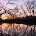 tramonto sul fiume chiascio