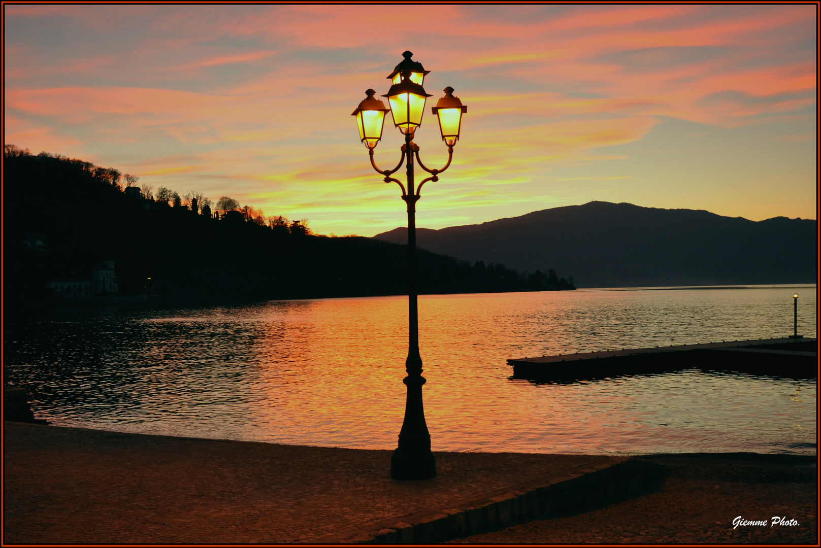 Tramonto sul Lago