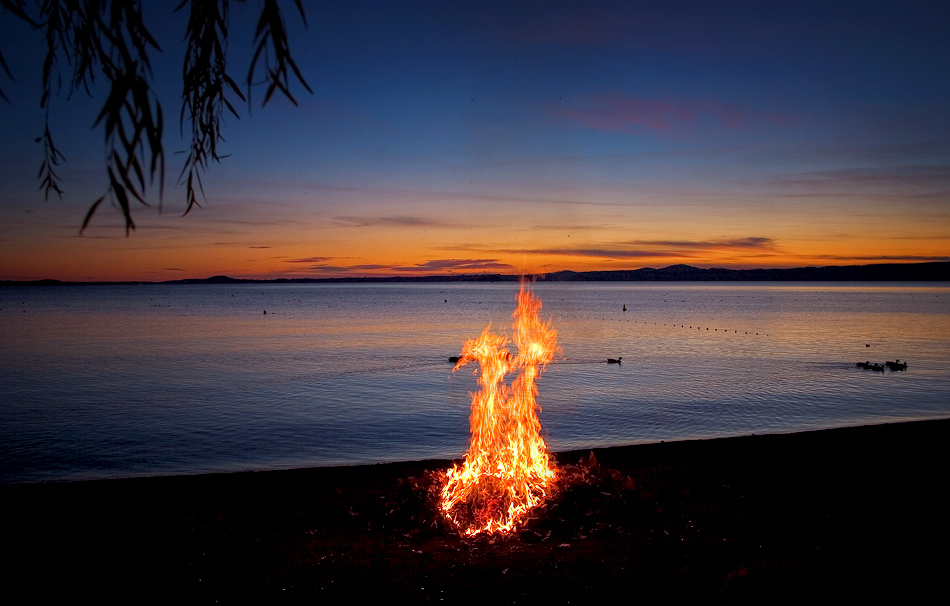 Tramonto sul lago di Bolsena