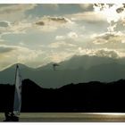 tramonto sul lago di como