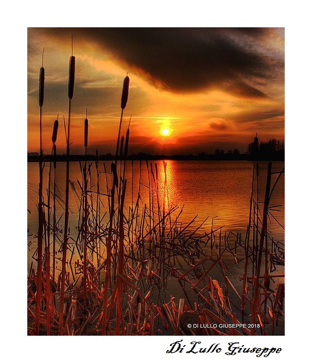 TRAMONTO SUL LAGO DI MONATE